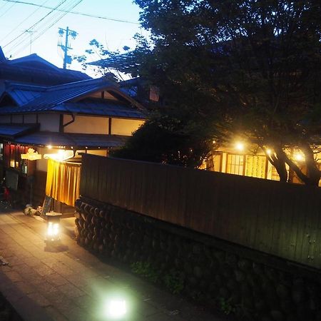 飲んで泊まれる古民家 -浮木-Fumoku Hotel Chino Buitenkant foto