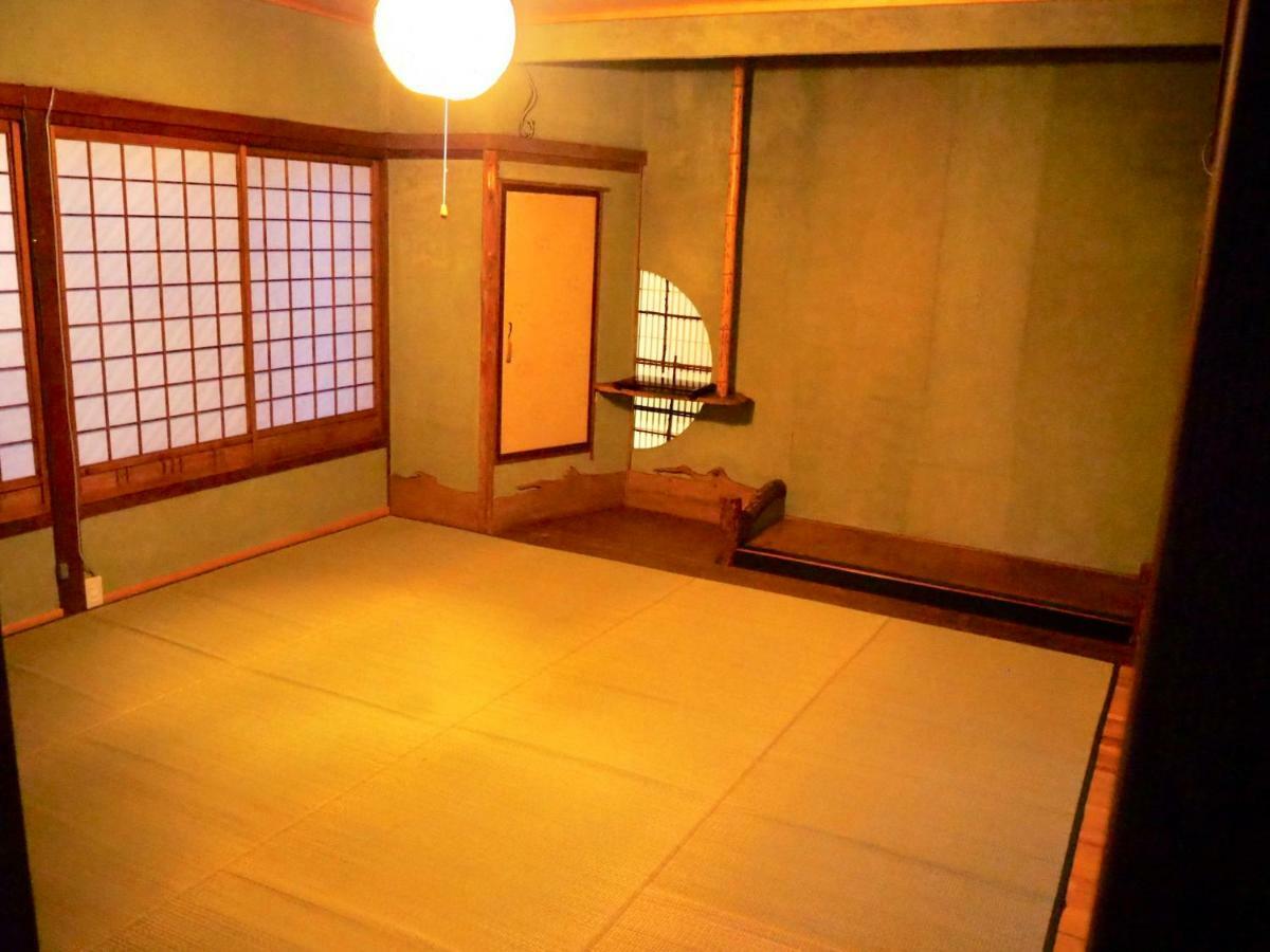 飲んで泊まれる古民家 -浮木-Fumoku Hotel Chino Buitenkant foto