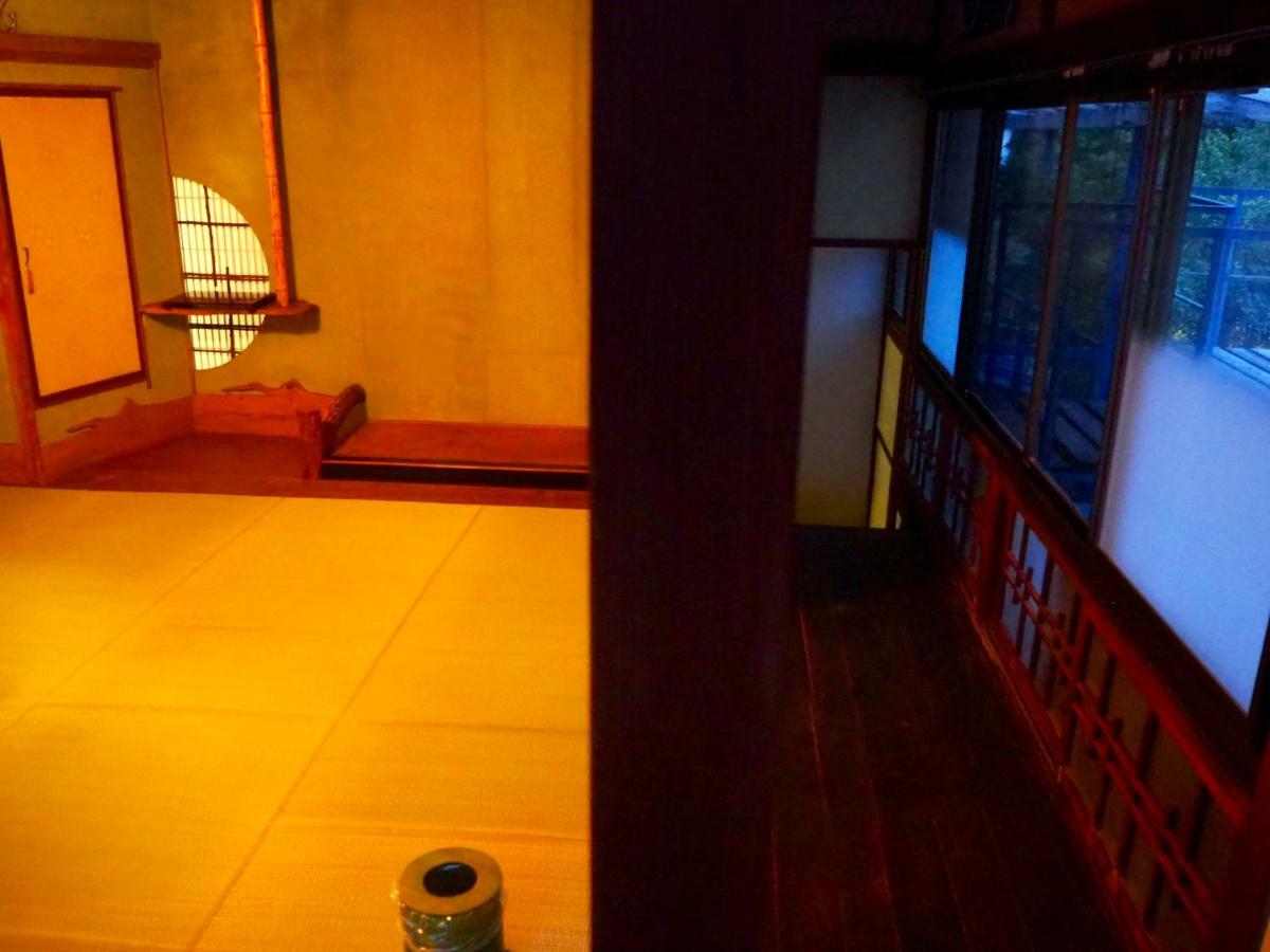 飲んで泊まれる古民家 -浮木-Fumoku Hotel Chino Buitenkant foto