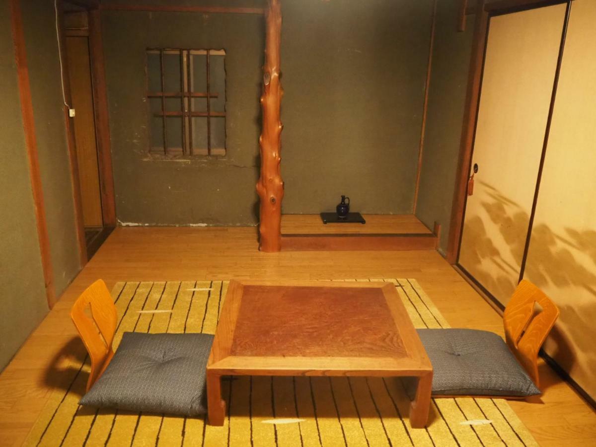 飲んで泊まれる古民家 -浮木-Fumoku Hotel Chino Buitenkant foto